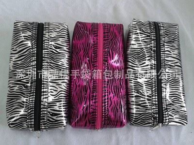 化妝包 深圳龍崗箱包廠家供應女士化妝袋 化妝包 化妝筆刷袋-深圳市鼎優(yōu)手袋箱包制品提供化妝包 深圳龍崗箱包廠家供應女士化妝袋 化妝包 化妝筆刷袋的相關介紹、產(chǎn)品、服務、圖片、價格深圳市鼎優(yōu)手袋箱包制品、拉桿箱包、手袋等等、皮具、紡織品、服裝服飾的購銷